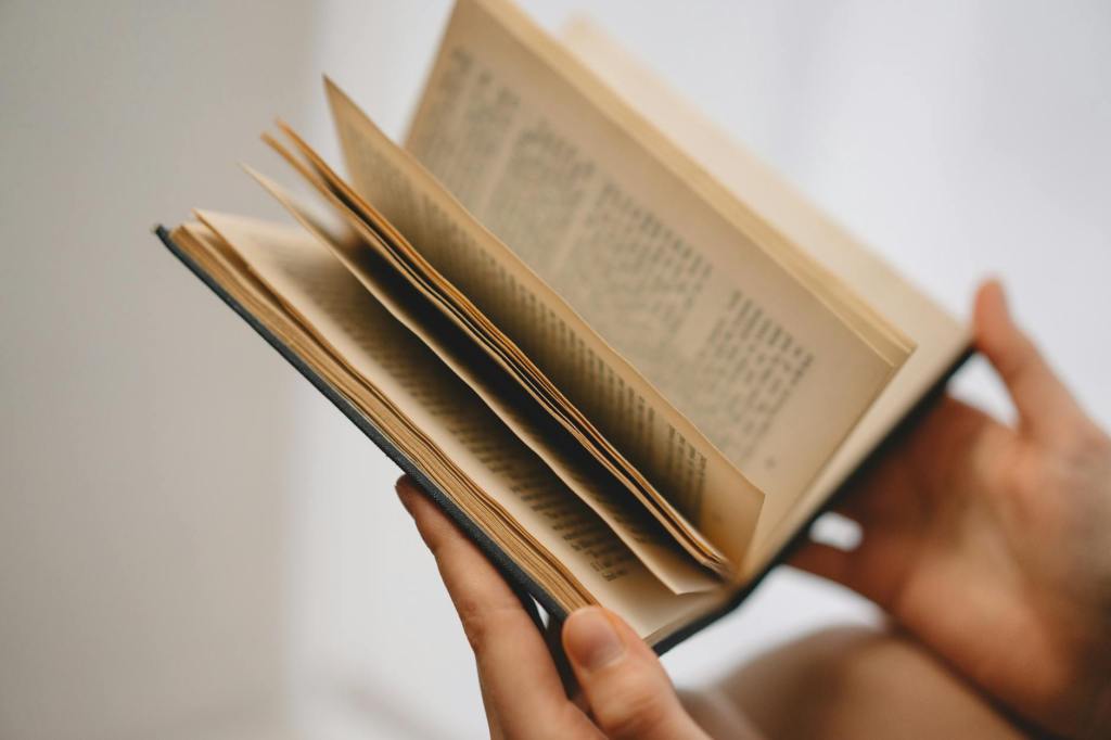 How to Develop a Reading Habit: Tips for&nbsp;Beginners